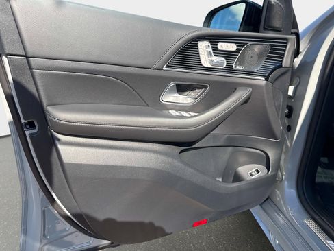 New 2026 Mercedes-Benz GLE 53 AMG 4MATIC Coupe image 17