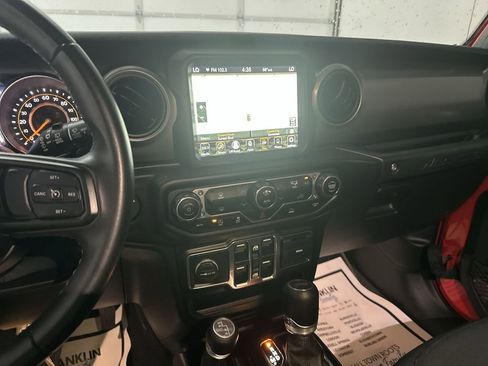 Used 2021 Jeep Wrangler Unlimited Sport w/ Sun And Sound Package AWD/4WD image 13