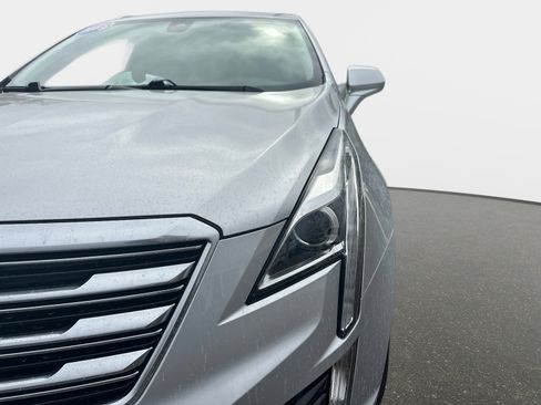 Used 2019 Cadillac XT5 Luxury image 9