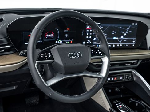 Certified 2025 Audi Q5 Premium Plus w/ Premium Plus image 10