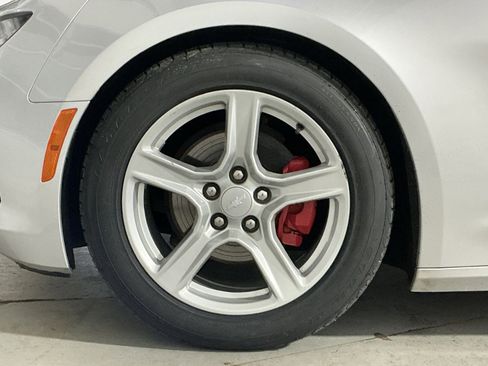 Used 2019 Chevrolet Camaro LT image 20