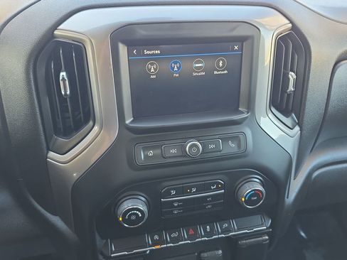 Used 2021 Chevrolet Silverado 1500 Custom image 13