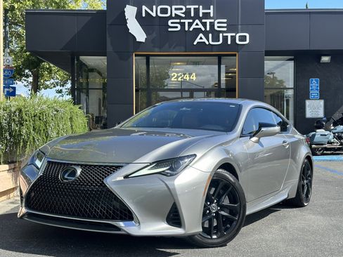 Used 2021 Lexus RC 300 RWD image 2