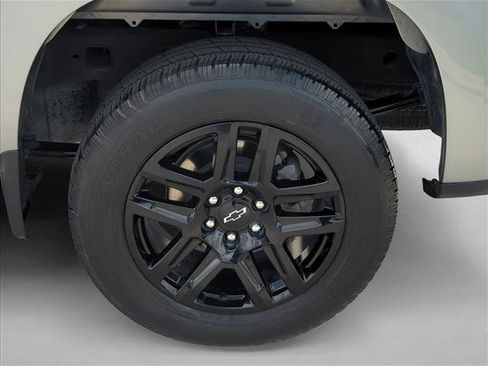 Used 2023 Chevrolet Silverado 1500 RST RWD image 25