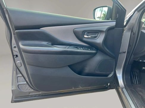 Used 2023 Nissan Murano S AWD/4WD image 12