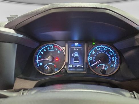 Used 2023 Toyota Tacoma TRD Sport w/ Technology Package AWD/4WD image 13