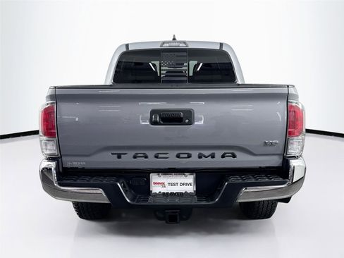 Used 2021 Toyota Tacoma TRD Off-Road AWD/4WD image 10