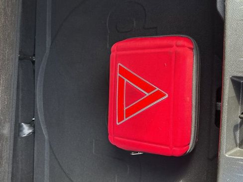 Used 2021 Jeep Renegade Sport image 28