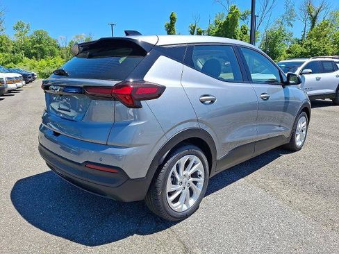 New 2027 Chevrolet Bolt LT FWD image 4