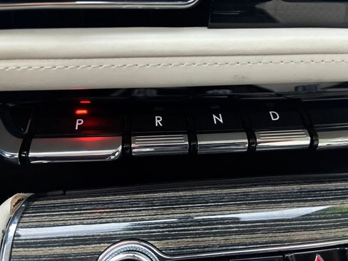 Certified 2024 Lincoln Aviator Black Label image 20