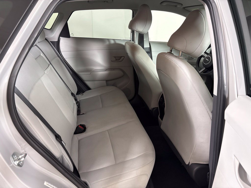 Used 2025 Hyundai Kona SEL FWD image 18