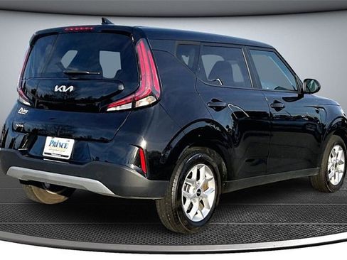 Used 2024 Kia Soul LX w/ Option Group 015 image 6