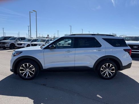 New 2026 Ford Explorer ST-Line image 36