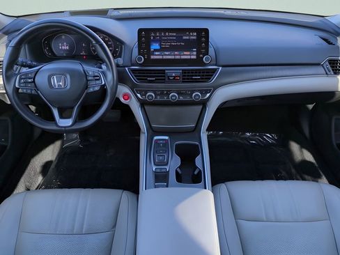 Used 2022 Honda Accord Touring image 13