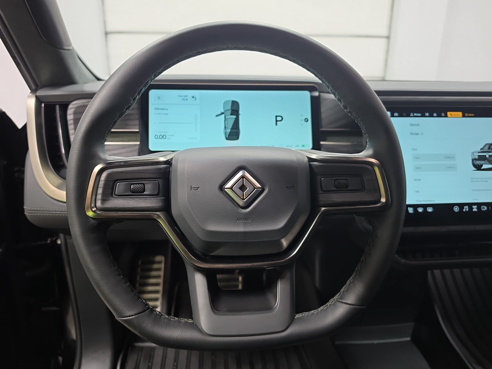 Used 2023 Rivian R1S Adventure Dual AWD/4WD image 28