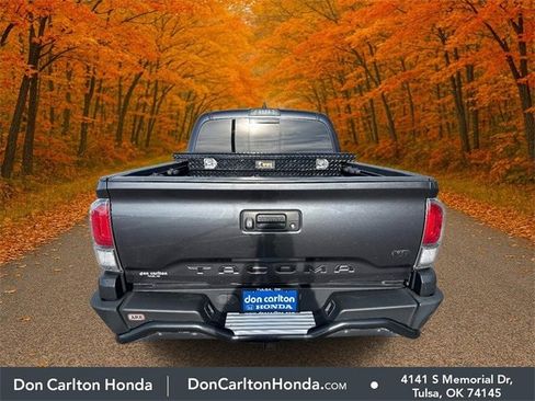Used 2021 Toyota Tacoma TRD Off-Road image 5