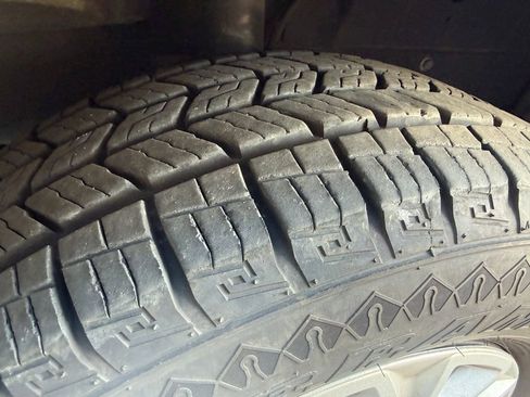 Used 2024 Ford Transit 350 XLT image 15