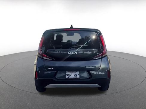 Used 2025 Kia Soul LX w/ LX Technology Package image 11
