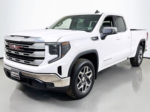 New 2026 GMC Sierra 1500 SLE image 1