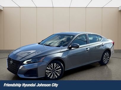 Used 2023 Nissan Altima 2.5 SV