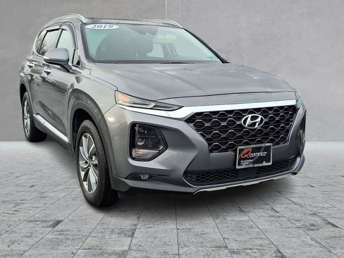 Used 2019 Hyundai Santa Fe Limited image 2