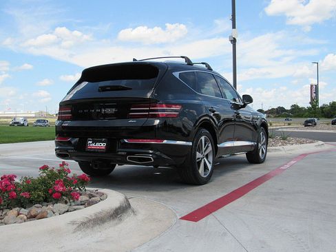 Used 2022 Genesis GV80 2.5T w/ Advanced Package 02 image 38