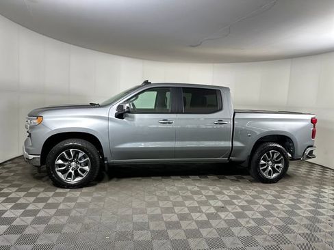 Used 2025 Chevrolet Silverado 1500 LT image 6