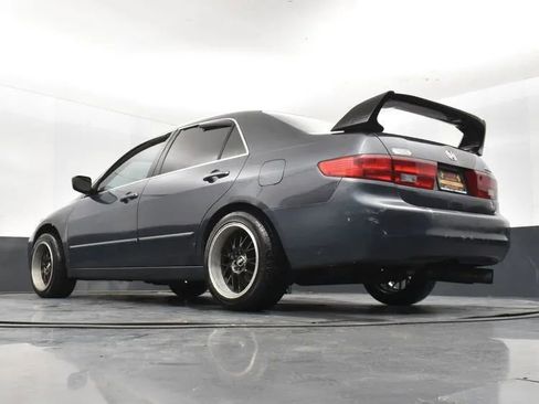 Used 2005 Honda Accord EX image 12