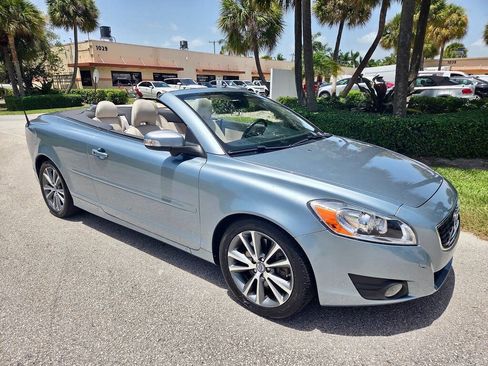 Used 2012 Volvo C70 T5 FWD image 10