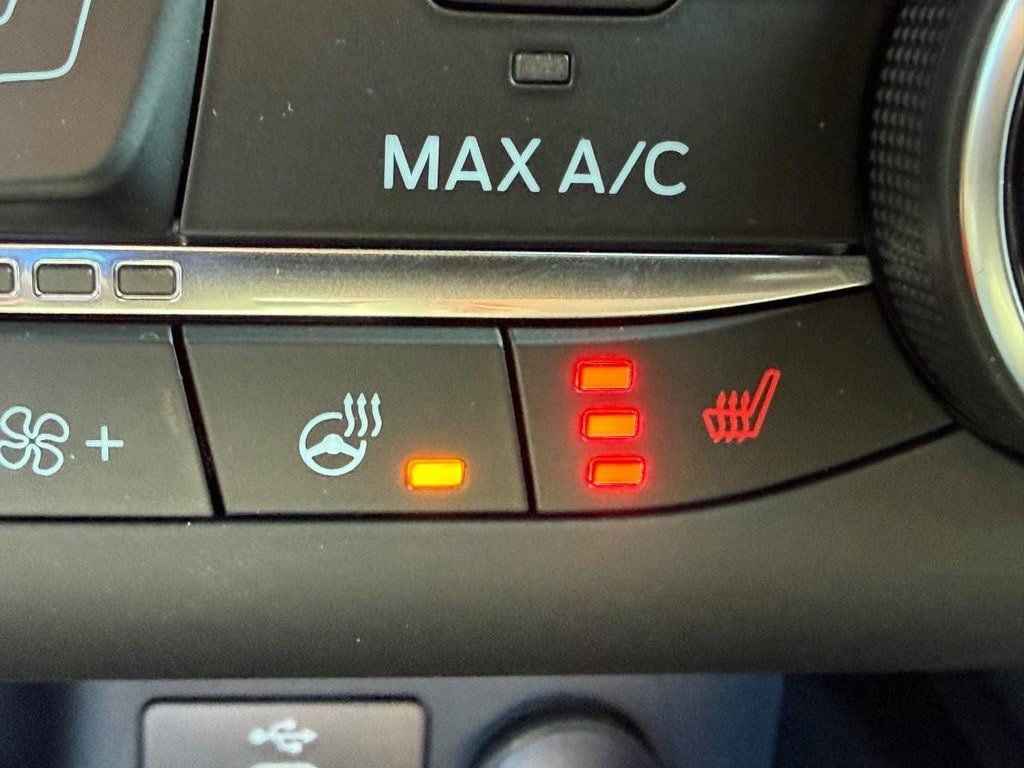 New 2026 Ford Escape ST-Line w/ Cold Weather Package AWD/4WD image 14