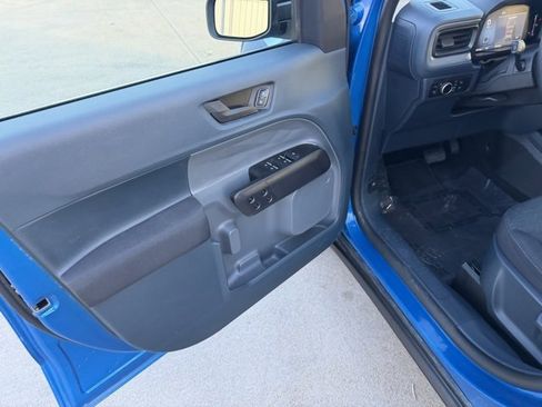 Used 2025 Ford Maverick XL image 19