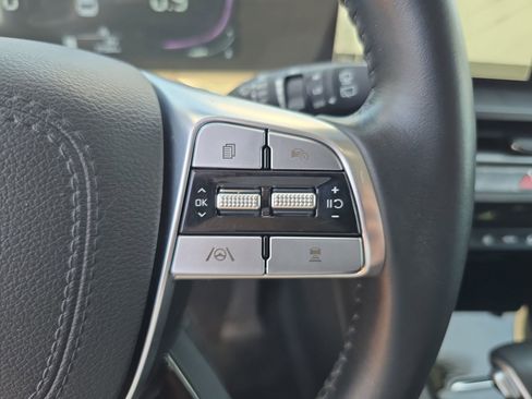 Used 2025 Kia Telluride S AWD/4WD image 26