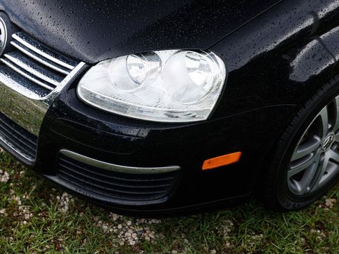 Used 2006 Volkswagen Jetta 2.5 FWD image 23