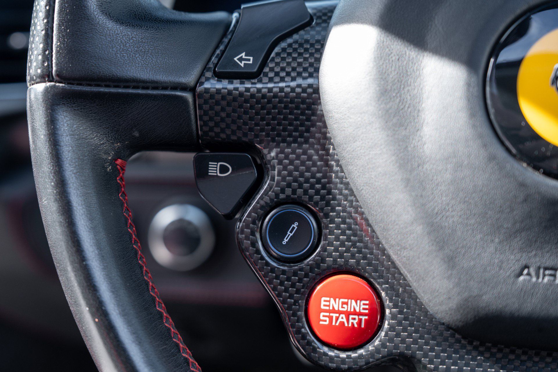 Used 2013 Ferrari 458 Spider RWD image 24