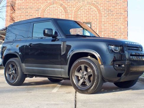 Used 2021 Land Rover Defender 90 S image 3