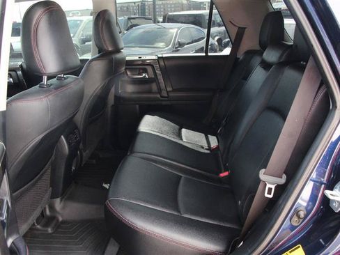 Used 2021 Toyota 4Runner TRD Off-Road Premium AWD/4WD image 15