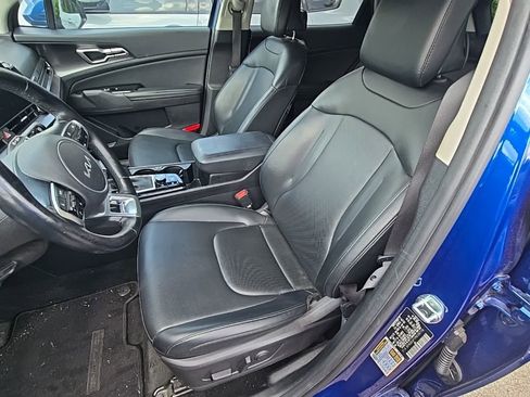 Used 2023 Kia Sportage EX AWD/4WD image 10