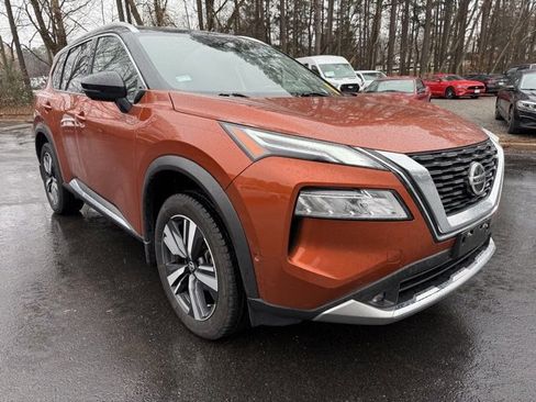 Used 2021 Nissan Rogue Platinum image 7