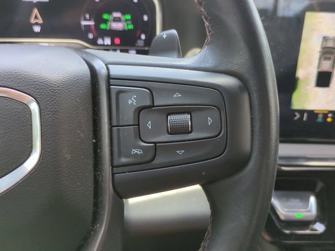 Used 2023 GMC Sierra 1500 AT4 w/ AT4 Premium Package AWD/4WD image 26