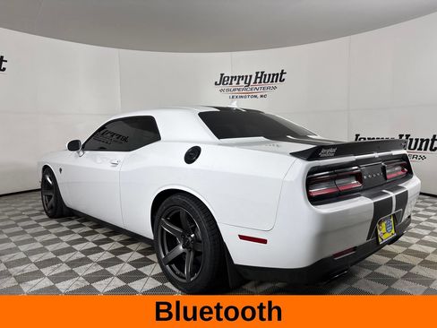 Used 2018 Dodge Challenger SRT Hellcat RWD image 8