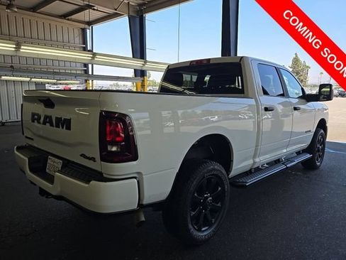 Used 2025 RAM 2500 Big Horn AWD/4WD image 2