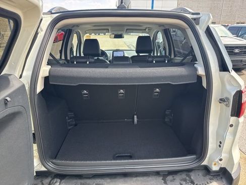 Used 2021 Ford EcoSport SES image 11