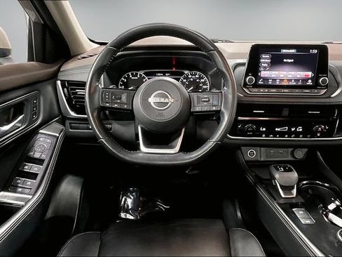 Used 2023 Nissan Rogue SL AWD/4WD image 10