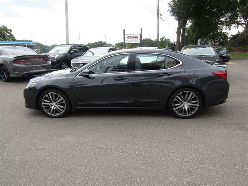 Used 2015 Acura TLX V6 w/ Technology Package FWD image 4