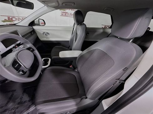Certified 2024 Hyundai Ioniq 5 SE image 25