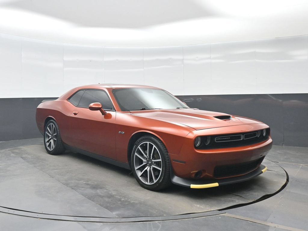 Used 2023 Dodge Challenger R/T w/ Cold Weather Group RWD image 9
