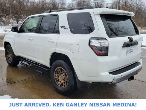 Used 2023 Toyota 4Runner TRD Off-Road Premium image 5