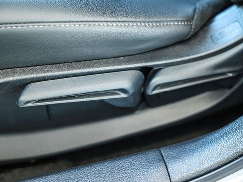 Used 2025 Honda Civic Sport image 30