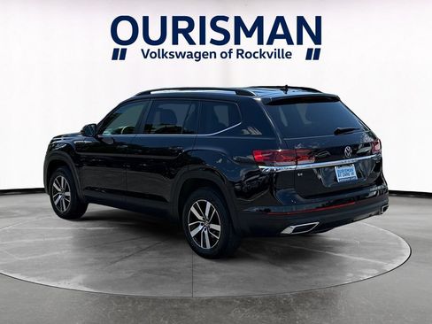Used 2023 Volkswagen Atlas SE AWD/4WD image 4
