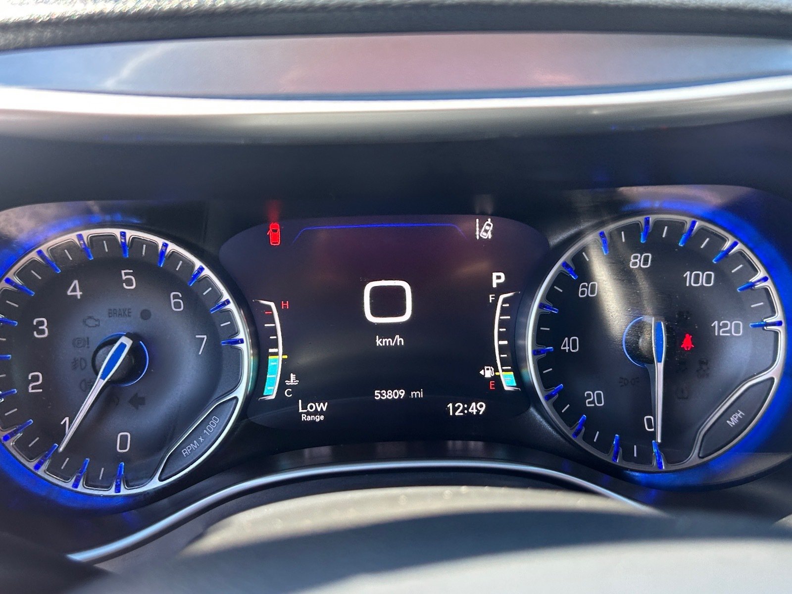 Used 2025 Chrysler Pacifica Limited FWD image 29
